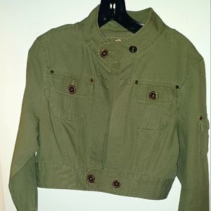 X large army green crop jeans jacket .